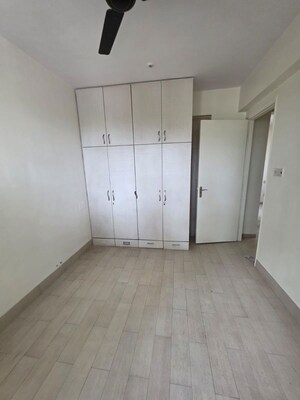 Bedroom in 2 BHK Apartment at Sindhi Society, Chembur – for Rent