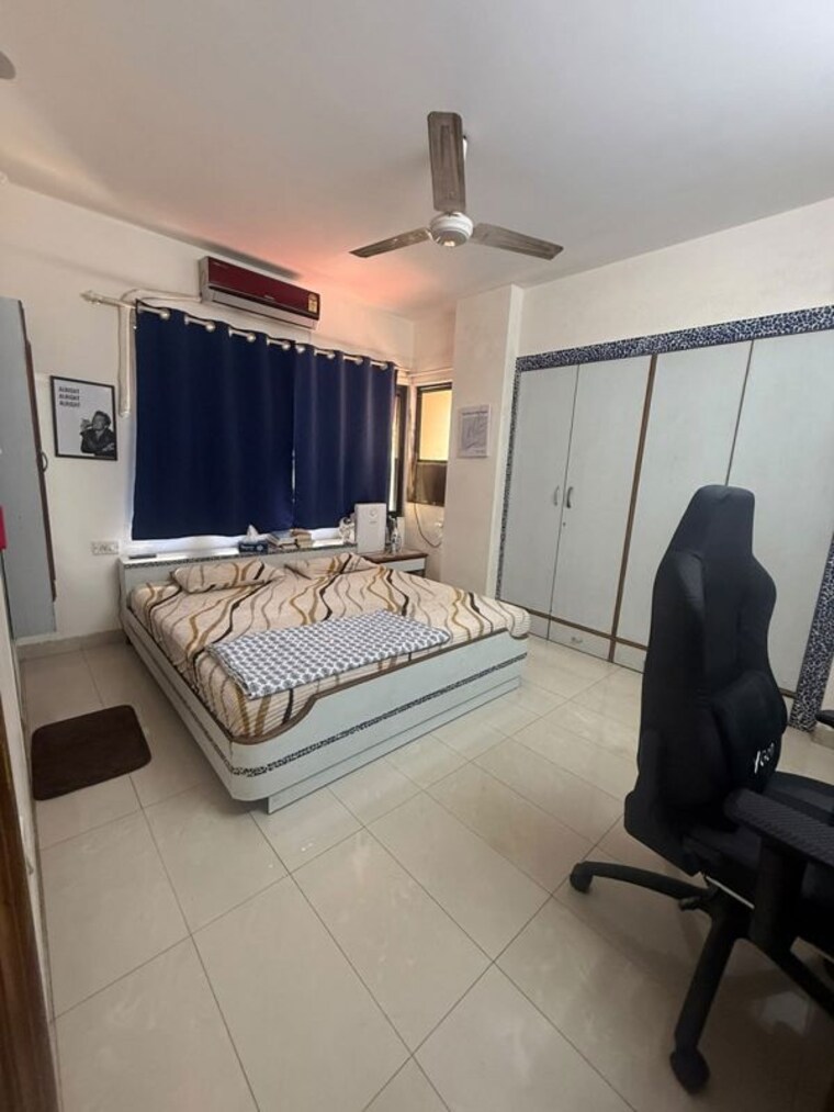 Bedroom, bandra west 2 Bedroom 700 Sq.Ft. Apartment In Bandra West Mumbai 10442599