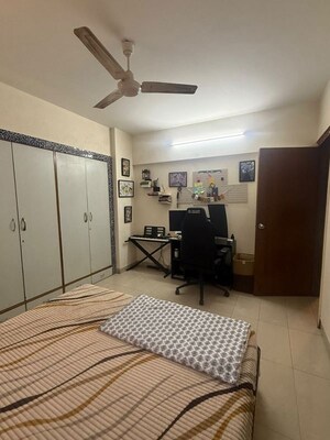 Bedroom in 2 BHK Apartment at Bandra West – for Rent