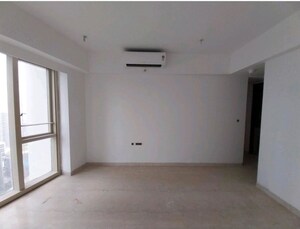 Room in 3 BHK Apartment at Lodha The World Towers World One Tier 2, Worli – for Rent