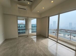 Room in 3 BHK Apartment at Lodha The World Towers World One Tier 2, Worli – for Rent