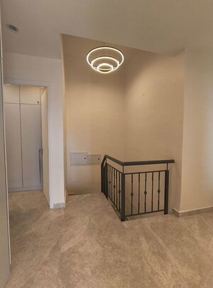 Room in 3 BHK Apartment at Lodha The World Towers World One Tier 2, Worli – for Rent