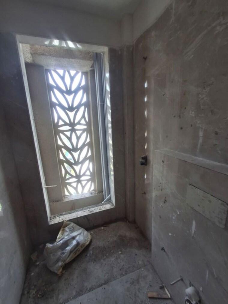 Bathroom, chembur 2 Bedroom 660 Sq.Ft. Apartment In Chembur Mumbai 10442652