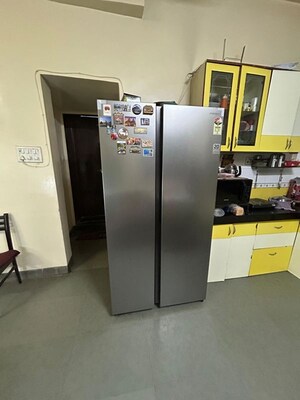 Team Area in 3 BHK Apartment at Aahan Anupam Apartments, Kothrud – for Rent