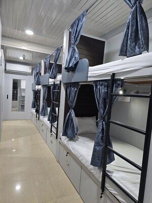 Room in  Pg at Marol – for Rent