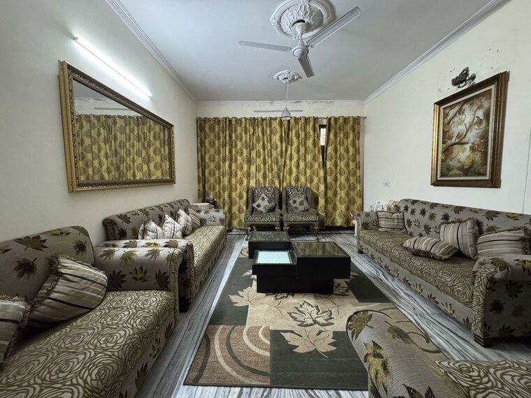 Living Room, sector 12 panchkula 6+ Bedroom 4600 Sq.Ft. Independent House In Sector 12 Panchkula Panchkula 10442680