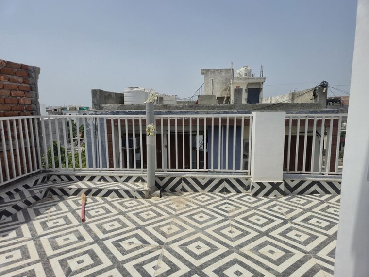 Exterior View, chattarpur 2 Bedroom 900 Sq.Ft. Builder Floor In Chattarpur Delhi 10442683