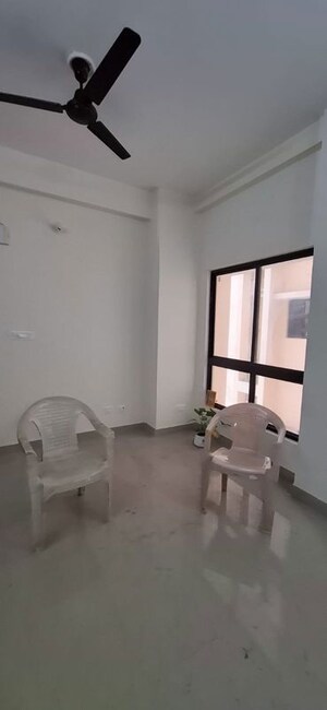 Team Area in 3 BHK Apartment at BBD Green City, Gomti Nagar – for Rent