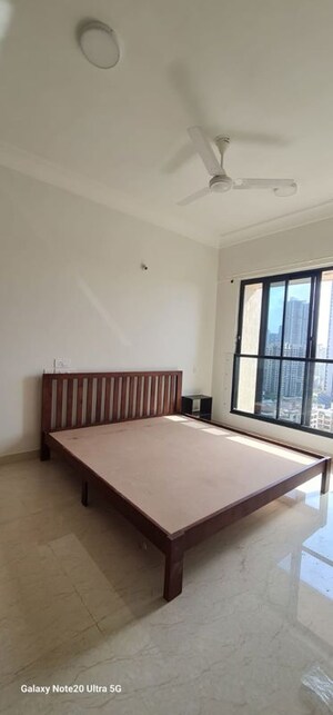 Room in 1 BHK Apartment at K Raheja Raheja Residency, Malad East – for Rent
