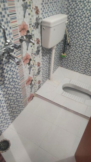 Bathroom in 2 BHK Independent House at Indira Nagar – for Rent