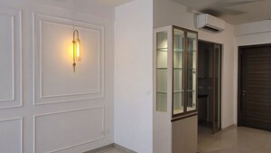 Room in 3.5 BHK Apartment at Smart World Orchard, Sector 61 – for Rent