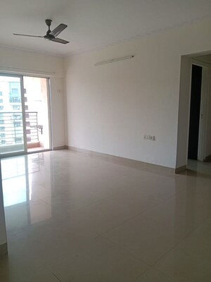 Room in 3 BHK Apartment at Nahar Camellia Apartment, Chandivali – for Sale