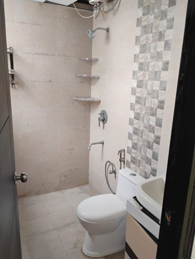 Bathroom, signature-global-park 2 Bedroom 745 Sq.Ft. Builder Floor In Sohna Sector 36 Gurgaon 10442782