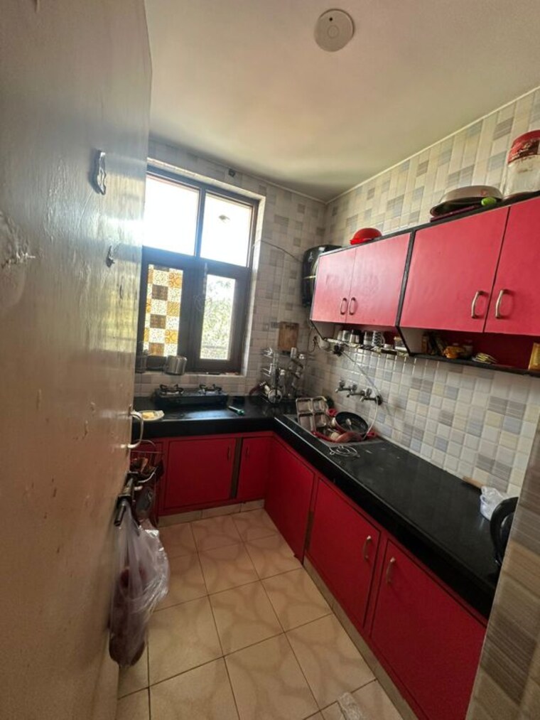 Kitchen, rwa-apartments-sector-12 2.5 Bedroom 750 Sq.Ft. Builder Floor In Sector 12 Noida 10442812