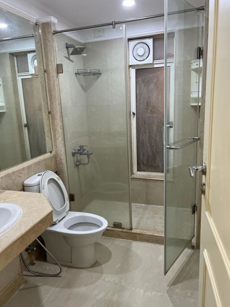 Bathroom, hiranandani-heritage-tower 3 Bedroom 1650 Sq.Ft. Apartment In Powai Mumbai 10442815