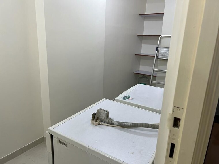 Bathroom, hiranandani-heritage-tower 3 Bedroom 1650 Sq.Ft. Apartment In Powai Mumbai 10442815
