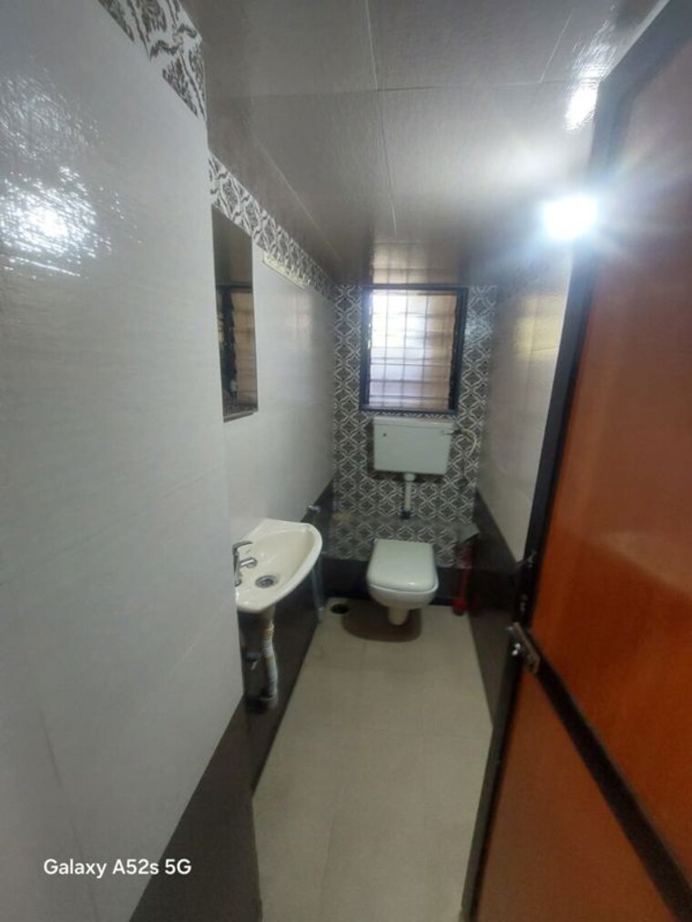 Bathroom, runwal-centre 1 Bedroom 450 Sq.Ft. Apartment In Deonar Mumbai 10442794