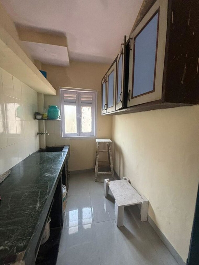 Kitchen, seven bunglow 1 Bedroom 550 Sq.Ft. Apartment In Seven Bunglow Mumbai 10442827