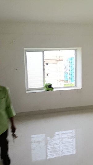 Room in 3 BHK Apartment at Rajarhat – for Sale