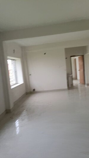 Room in 3 BHK Apartment at Rajarhat – for Sale
