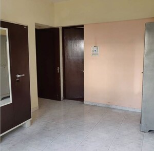 Room in 2 BHK Apartment at Magarpatta Grevillea, Hadapsar – for Rent