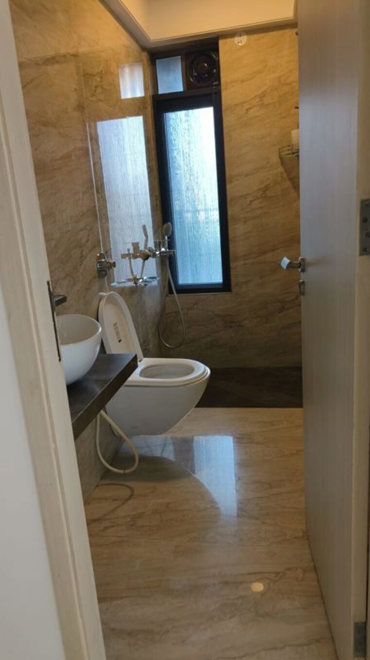 Bathroom, silver-castle-santacruz 1 Bedroom 700 Sq.Ft. Apartment In Santacruz East Mumbai 10442847