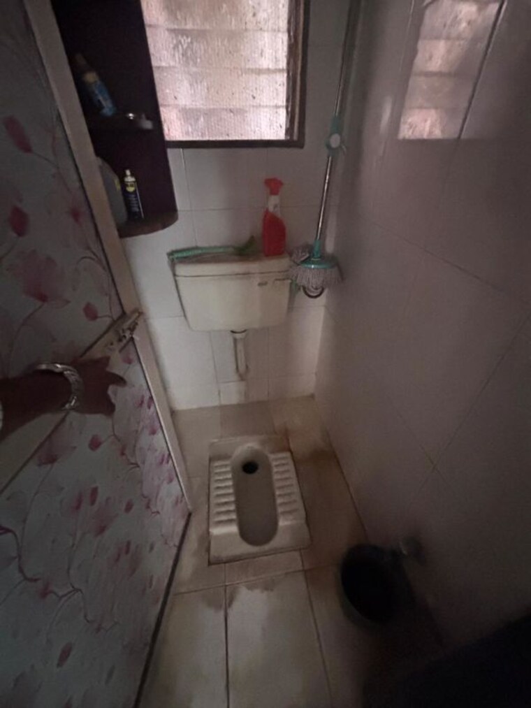 Bathroom, yashraaj-park 1 Bedroom 450 Sq.Ft. Apartment In Ghodbunder Road Thane 10442879