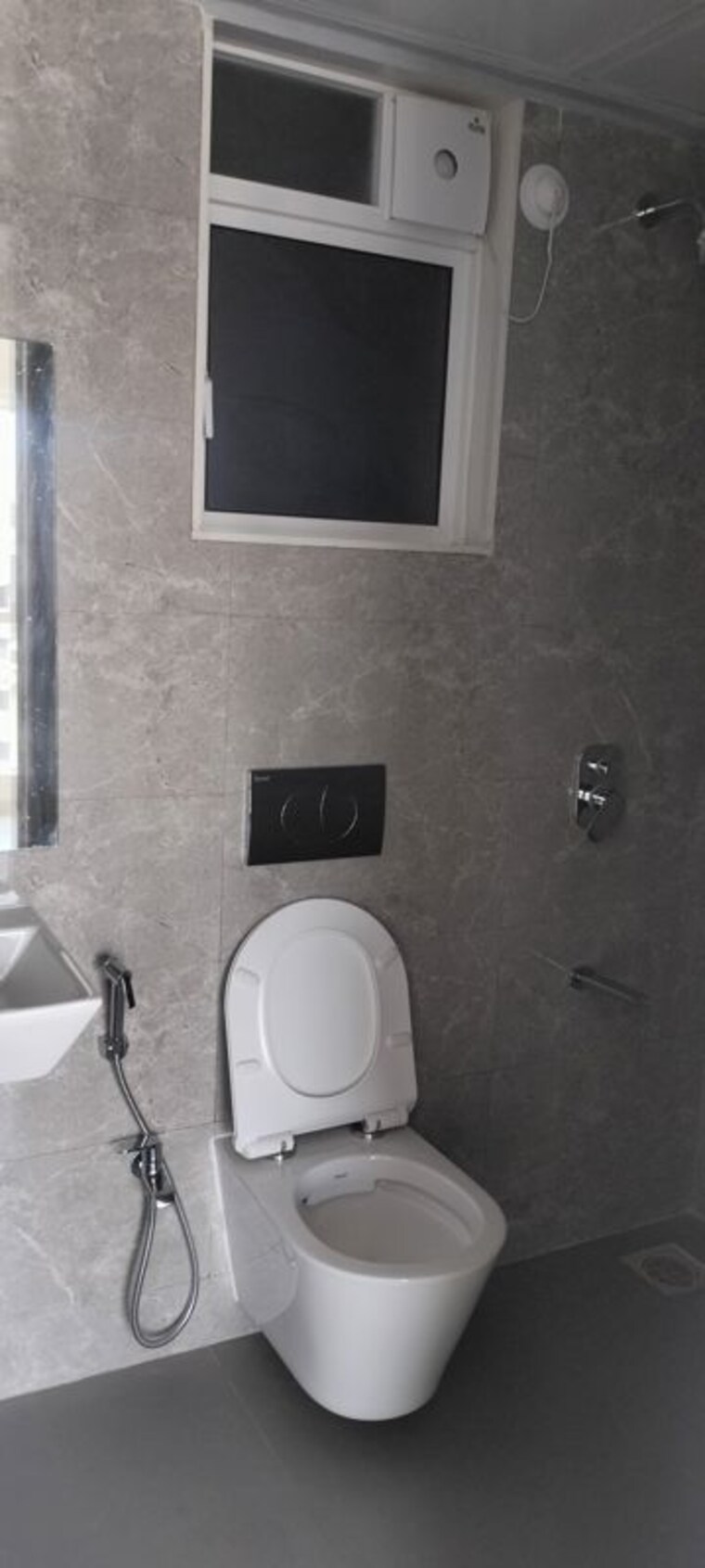 Attached Bathroom, dosti-oro-67 1 Bedroom 410 Sq.Ft. Apartment In Kandivali West Mumbai 10442874