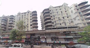  Apartment For Sale in Athwa