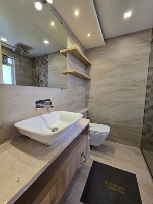 Team Area in 3 BHK Apartment at Villa Velloze, Santacruz West – for Rent
