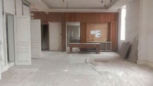 Room in  Apartment at Naupada – for Sale