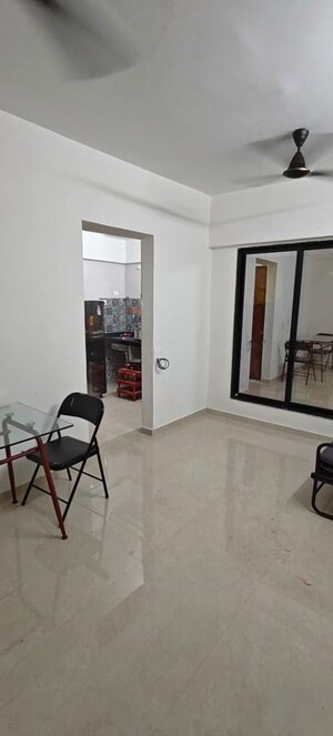 Room in 2 BHK Apartment at Runwal Symphony, Santacruz East – for Rent