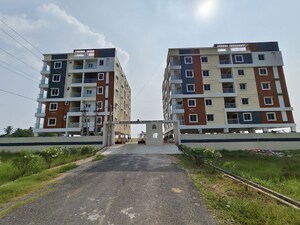 2 BHK Apartment For Sale in Maharudraksha Shivani Elite and Srinivas Elite, Kesarapalli