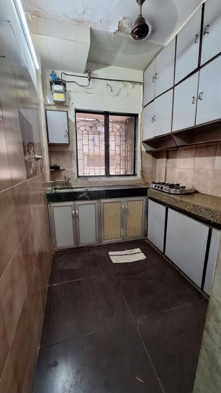 Kitchen, amita-chs-andheri-west 2 Bedroom 750 Sq.Ft. Apartment In Andheri West Mumbai 10443048