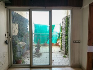   Apartment at Ganeshpeth Colony – for Sale