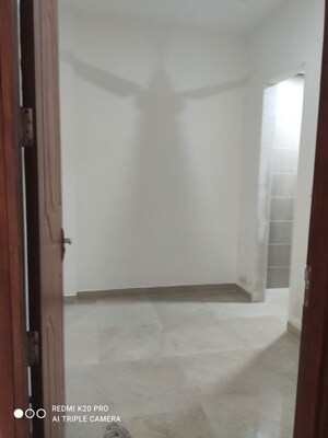Room in 4 BHK Independent House at Shanti Nagar – for Sale