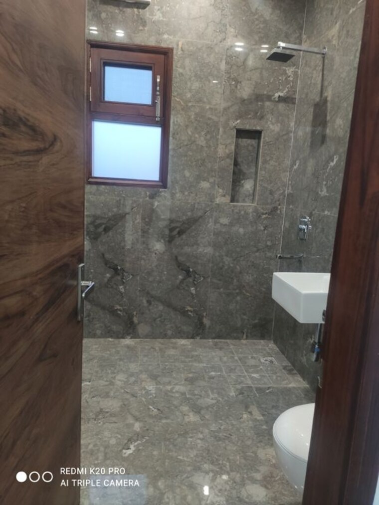 Bathroom, virat nagar 5 Bedroom 2500 Sq.Ft. Independent House In Virat Nagar Panipat 10443111