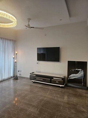 1 BHK Apartment For Sale in Amanora Gateway Towers, Hadapsar