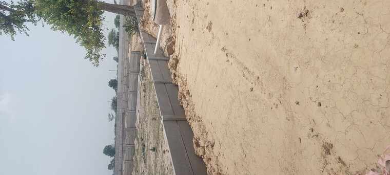 undefined, laramda  100 Sq.Yd. Plot In Laramda Agra 10443147