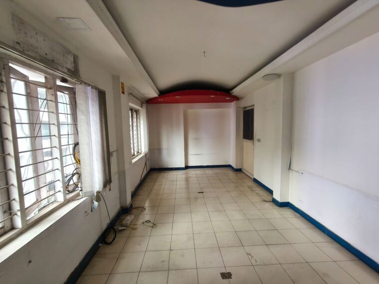 undefined, ernakulam Commercial Office Space 1300 Sq.Ft. In Ernakulam Kochi 10443286