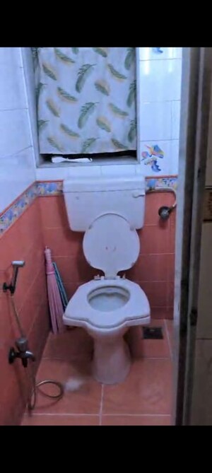 Bathroom in 1 BHK Apartment at Sion East – for Rent