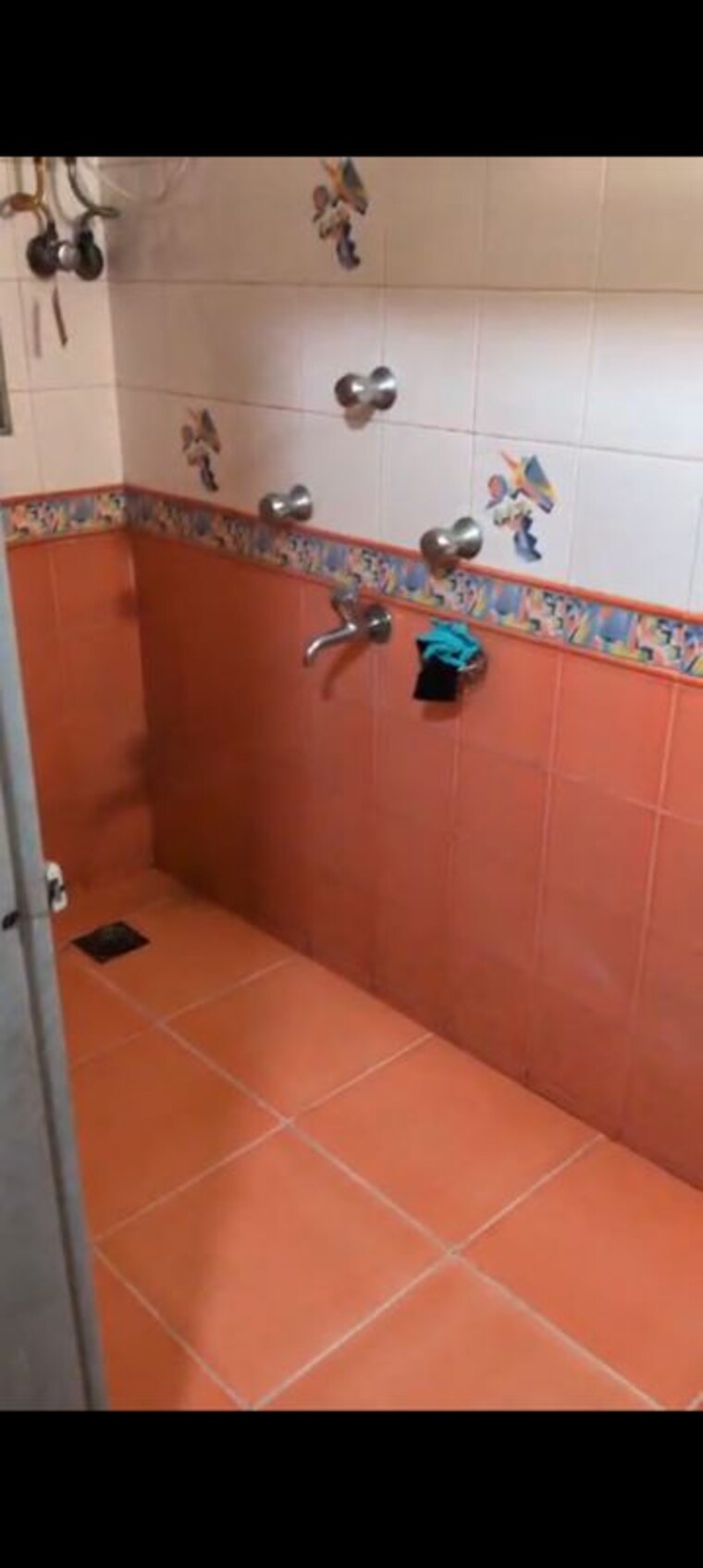 Bathroom, sion east 1 Bedroom 500 Sq.Ft. Apartment In Sion East Mumbai 10443283