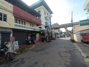  Warehouse – Exterior View View at Kacheripady - for Rent