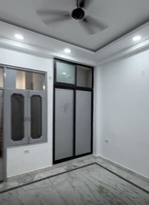 Building Lobby in 3 BHK Builder Floor at Vasundhara Sector 1 – for Rent