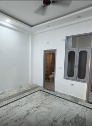 Room in 3 BHK Builder Floor at Vasundhara Sector 1 – for Rent