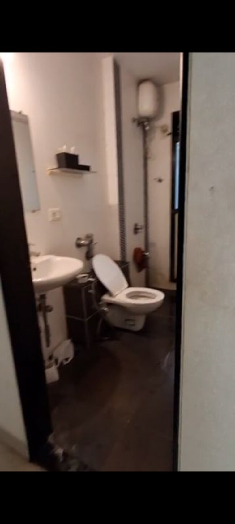 Bathroom, kohinoor-city-phase-iii 2 Bedroom 650 Sq.Ft. Apartment In Kurla West Mumbai 10443325