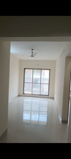 Room in 2 BHK Apartment at Nehru Nagar – for Rent