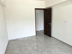 Room in 3 BHK Apartment at LnT Elixir Reserve, Powai – for Rent