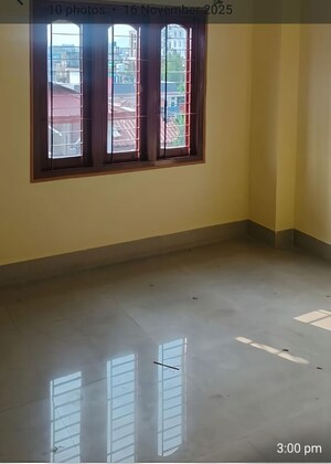 Room in 2 BHK Apartment at Six Mile – for Sale
