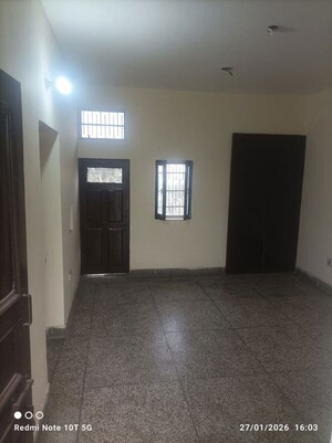 2 BHK Builder Floor For Rent in Sector 8